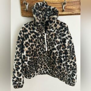 Leopard Sherpa pullover
